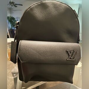 Louis Vuitton Charcoal Men's Leather Aerogram Takeoff Backpack